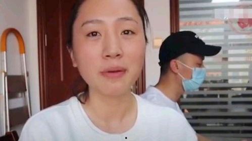 安溥妈妈前夫爆料视频,揭秘家庭过往恩怨情仇 第1张 安溥妈妈前夫爆料视频,揭秘家庭过往恩怨情仇 第1张